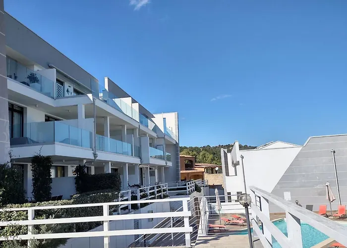 Mit Terrasse By Interhome *