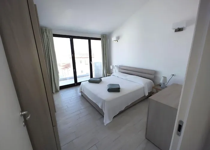 Mit Terrasse By Interhome Appartement Cannigione